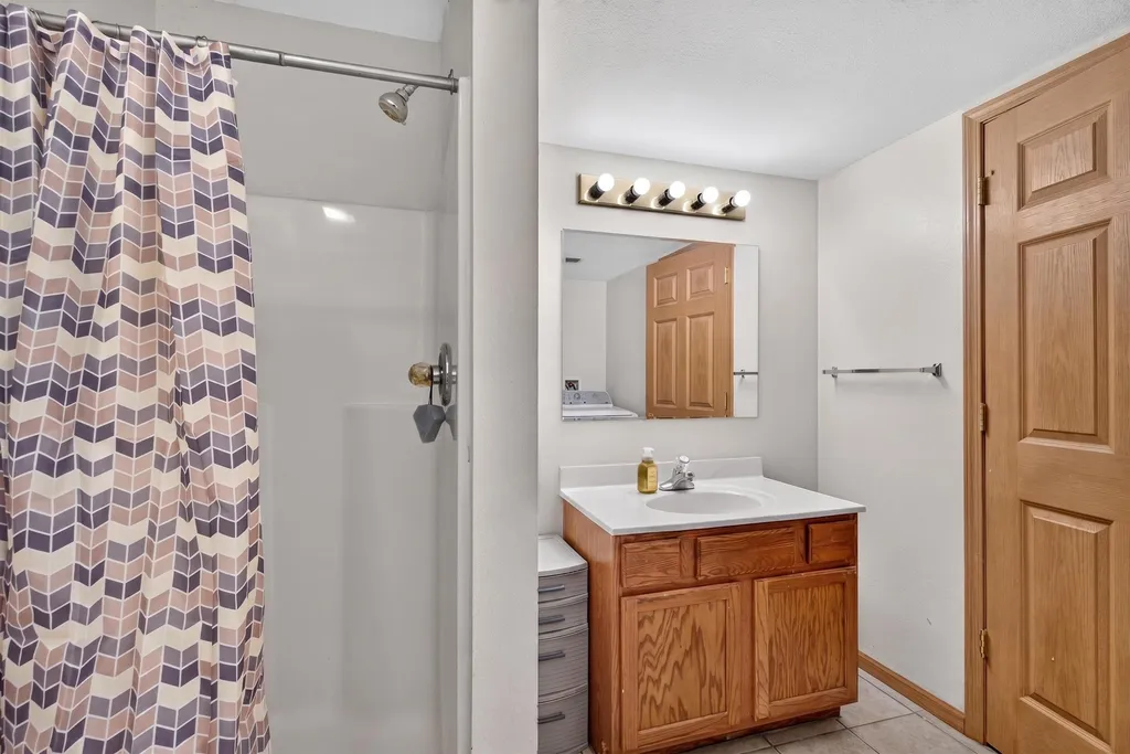 10501 Loughrea Lane Somerset Township MI 49233