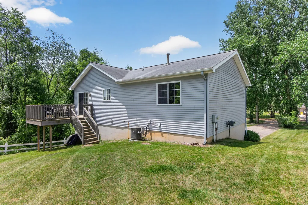 10501 Loughrea Lane Somerset Township MI 49233