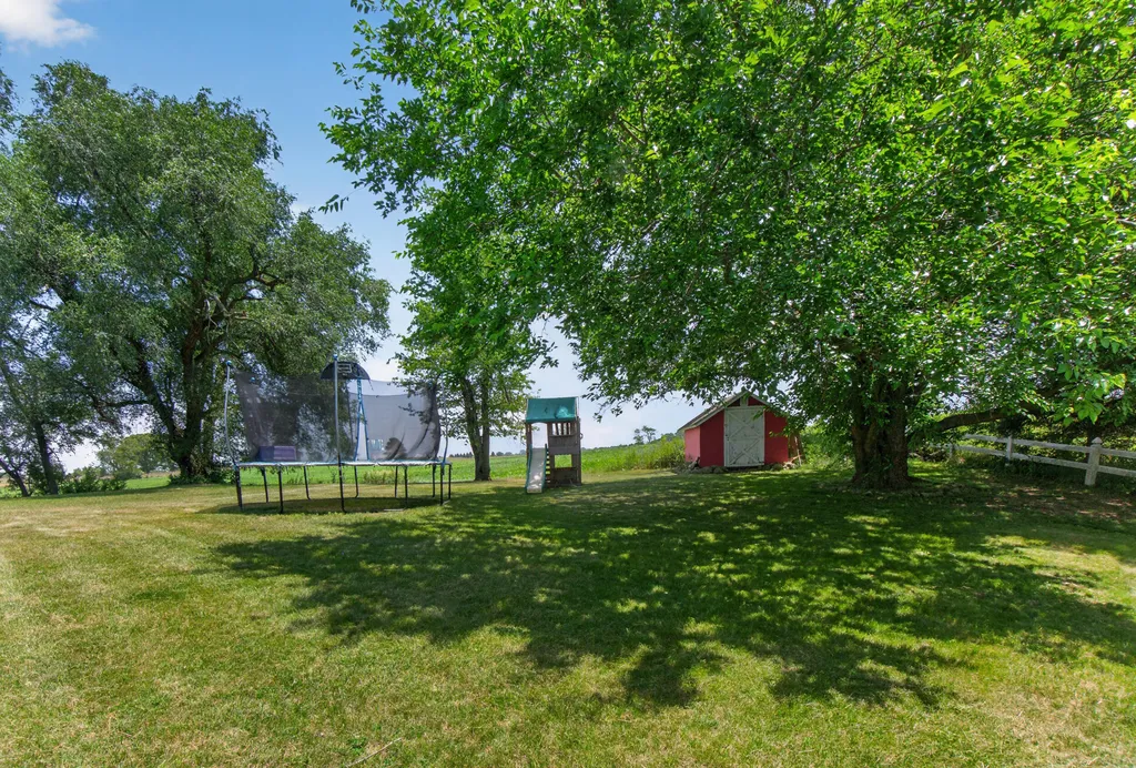 10501 Loughrea Lane Somerset Township MI 49233