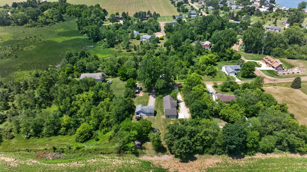 10501 Loughrea Lane Somerset Township MI 49233