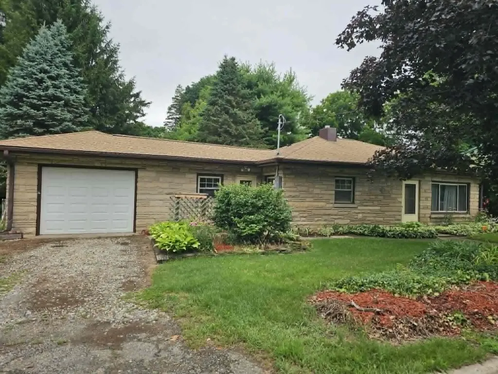 1114 N Elm Avenue Jackson City MI 49202