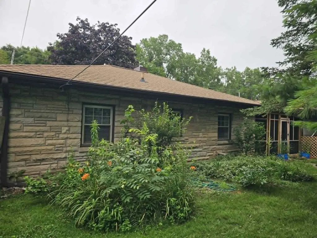 1114 N Elm Avenue Jackson City MI 49202