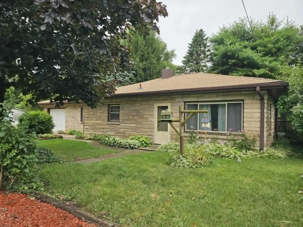1114 N Elm Avenue Jackson City MI 49202