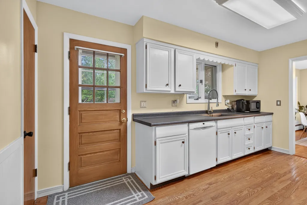 2000 Cascade Drive Jackson City MI 49203