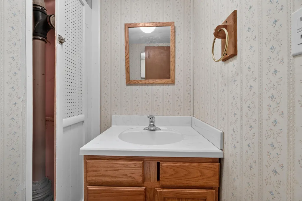 2000 Cascade Drive Jackson City MI 49203