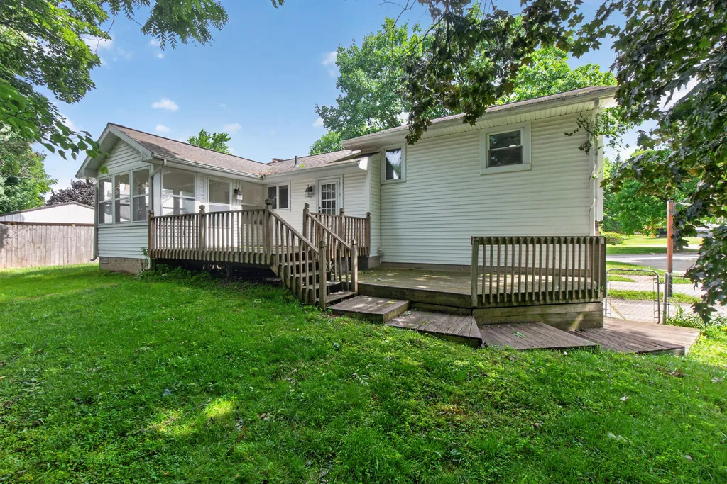2000 Cascade Drive Jackson City MI 49203