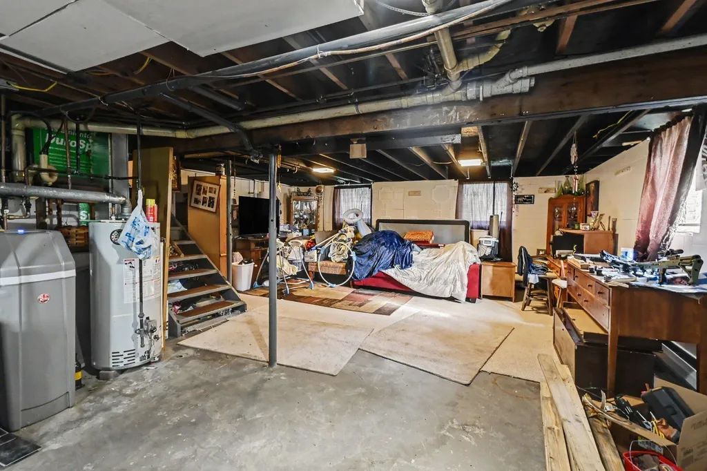 459 Evans Street Jonesville City MI 49250