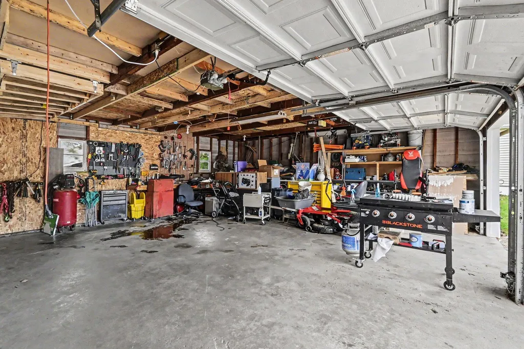 459 Evans Street Jonesville City MI 49250