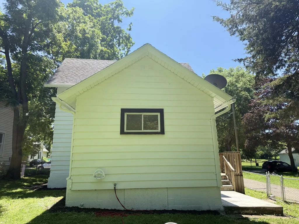 1500 Deyo Street Jackson City MI 49203