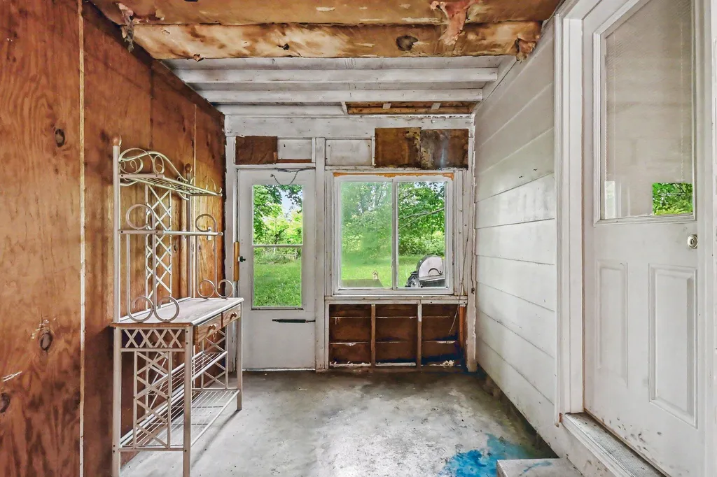 11908 N Meridian Road N Henrietta Township MI 49272