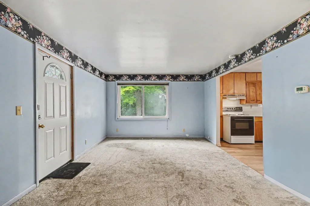 11908 N Meridian Road N Henrietta Township MI 49272