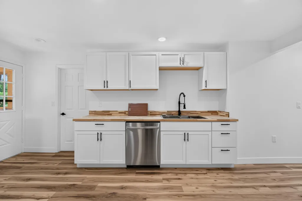 564 Birchwood Street Summit Township MI 49203