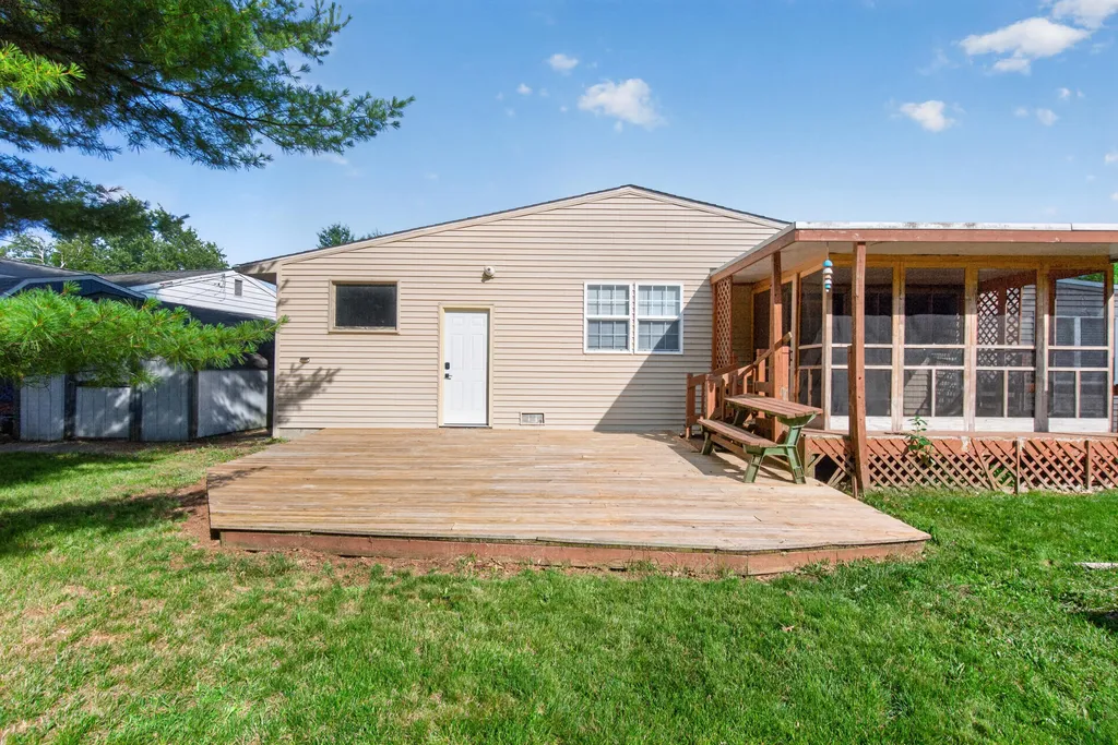 564 Birchwood Street Summit Township MI 49203
