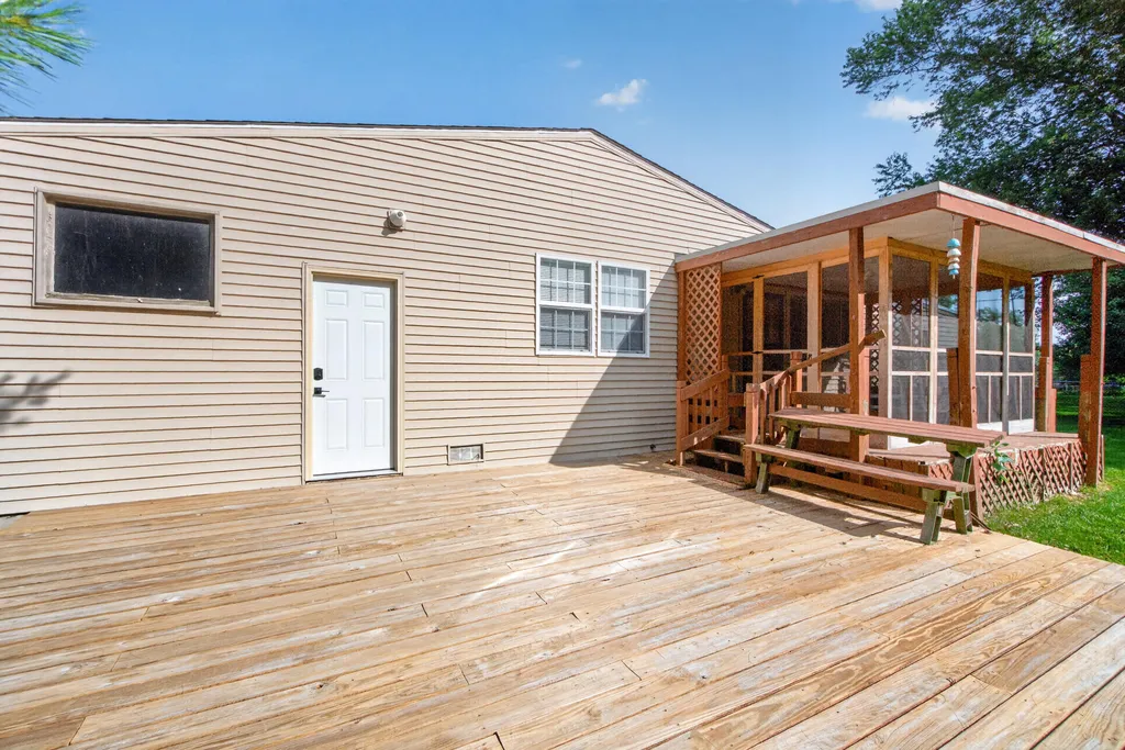 564 Birchwood Street Summit Township MI 49203