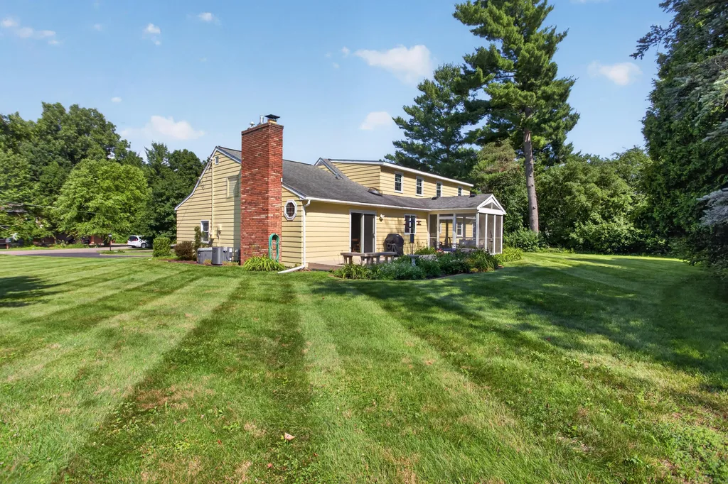 4745 Birch Haven Road Blackman Charter Township MI 49201