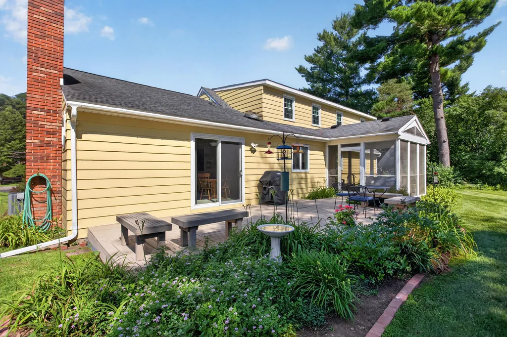 4745 Birch Haven Road Blackman Charter Township MI 49201