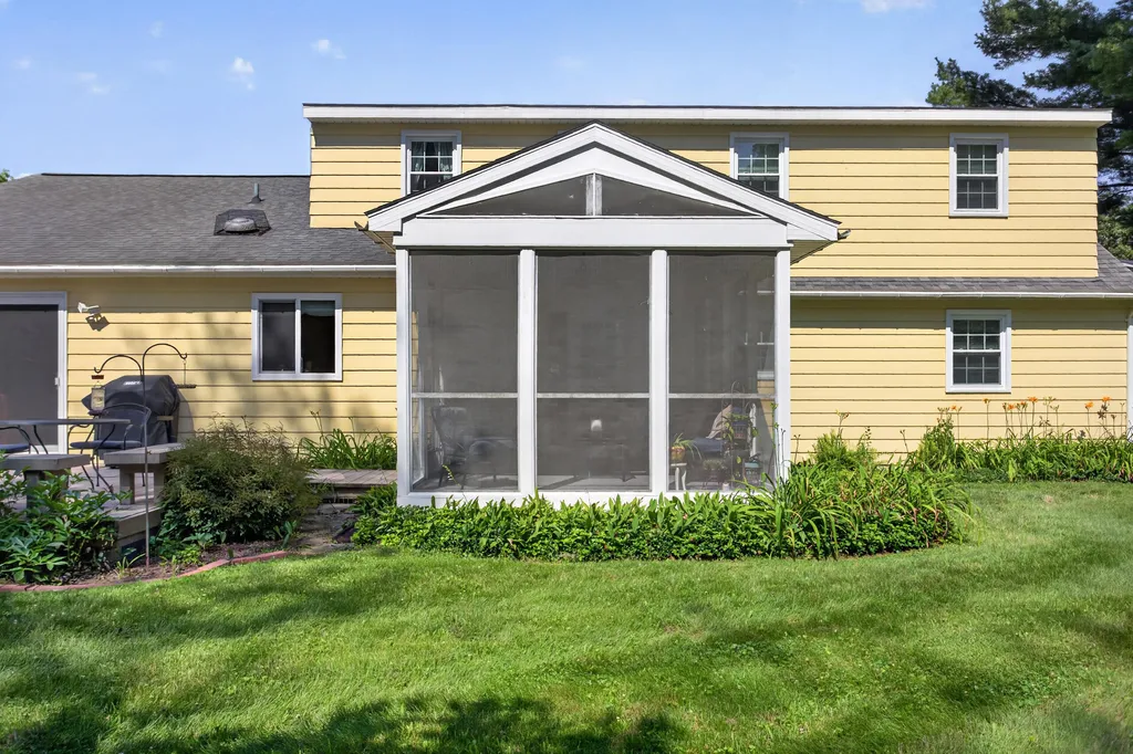 4745 Birch Haven Road Blackman Charter Township MI 49201