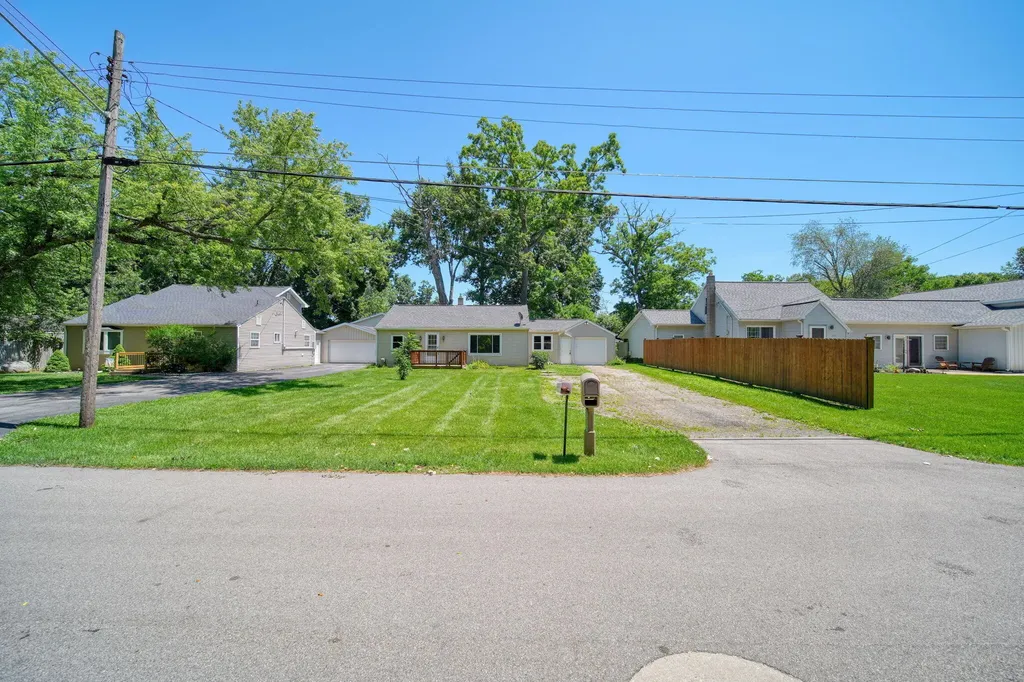 315 Kenneth Street Blackman Charter Township MI 49203