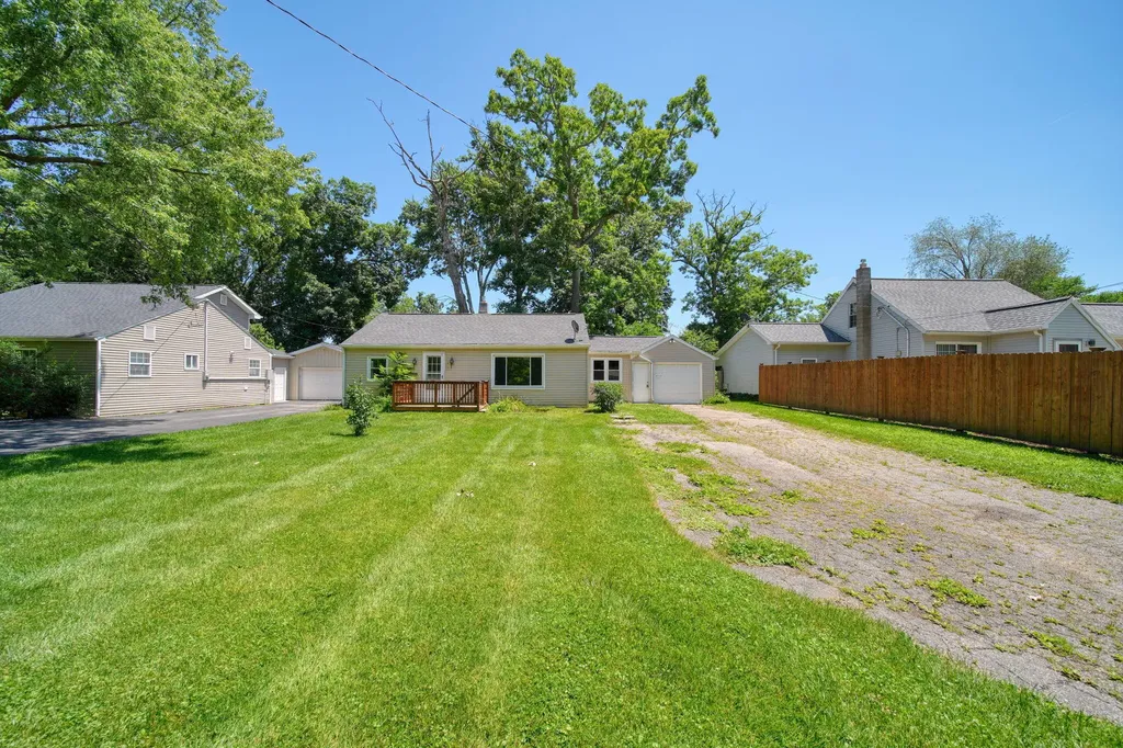 315 Kenneth Street Blackman Charter Township MI 49203