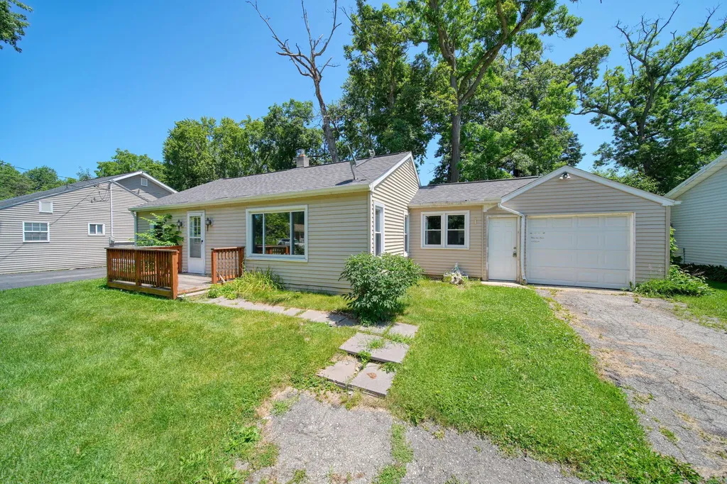315 Kenneth Street Blackman Charter Township MI 49203