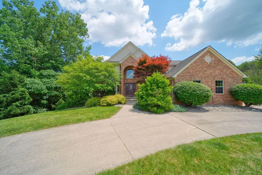 4735 Kalmbach Road Sylvan Township MI 48118