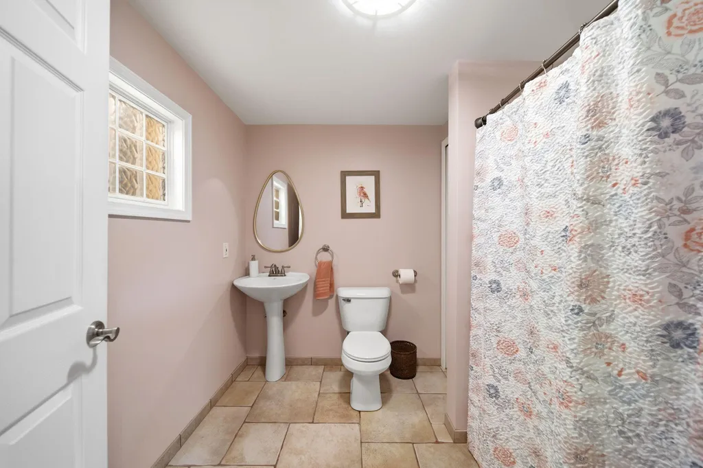 4735 Kalmbach Road Sylvan Township MI 48118