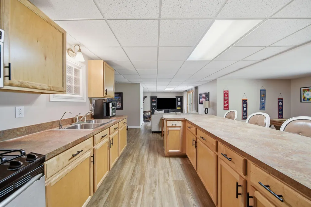 4735 Kalmbach Road Sylvan Township MI 48118