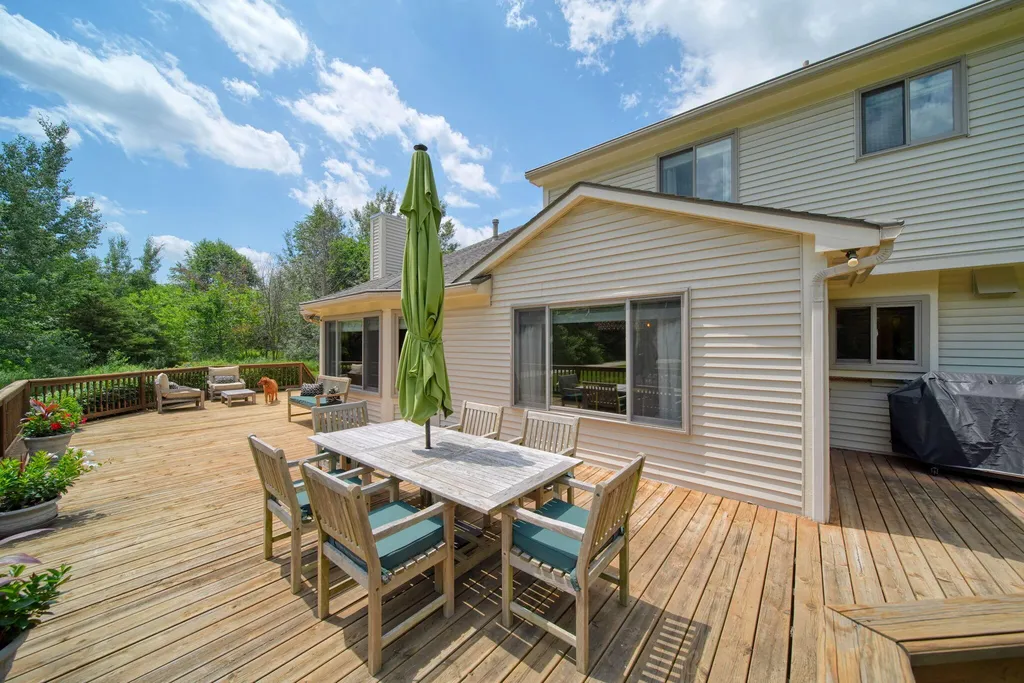 4735 Kalmbach Road Sylvan Township MI 48118