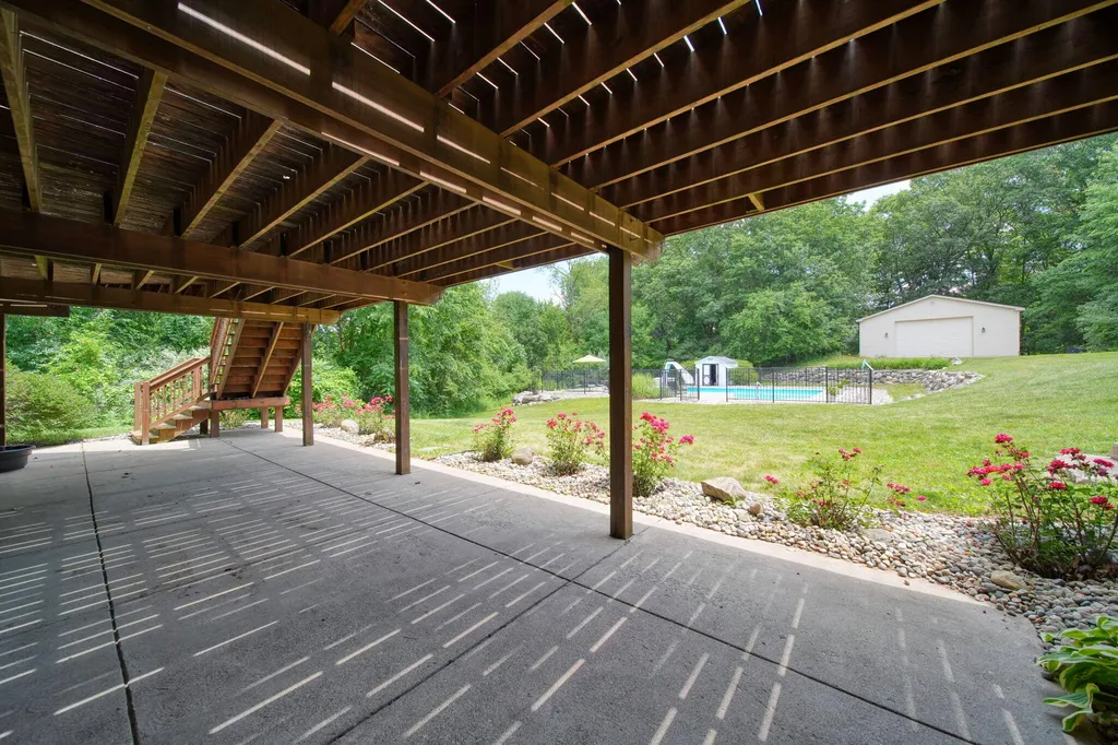 4735 Kalmbach Road Sylvan Township MI 48118