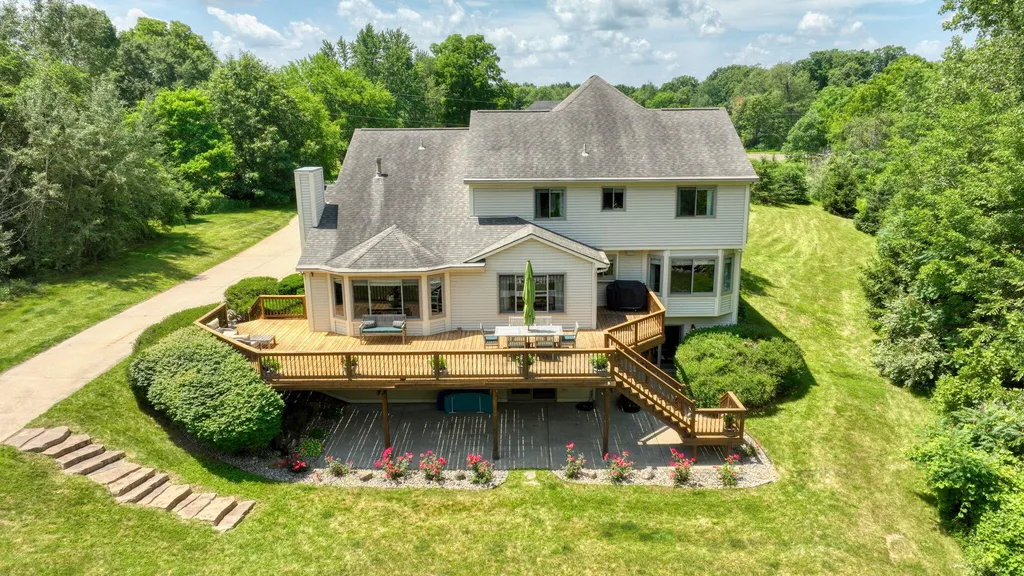 4735 Kalmbach Road Sylvan Township MI 48118