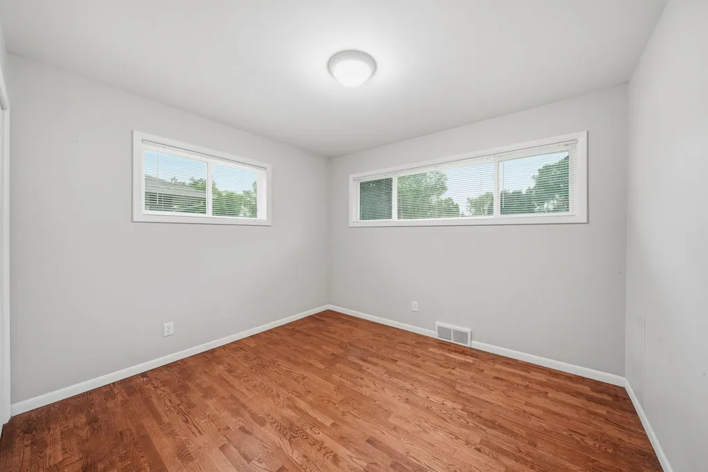 1511 Strathmoor Lane Summit Township MI 49203