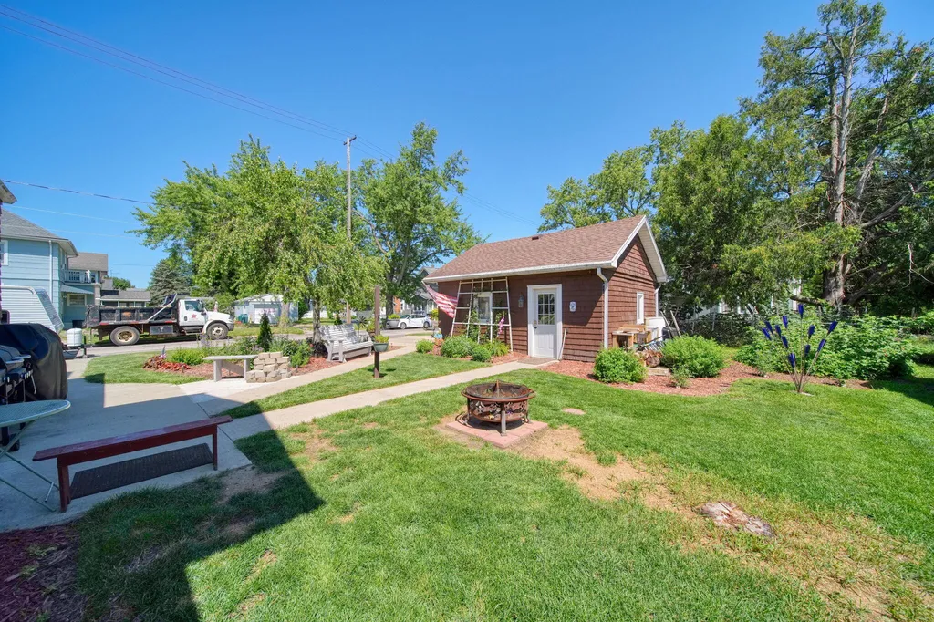 516 Harwood Street Jackson City MI 49203