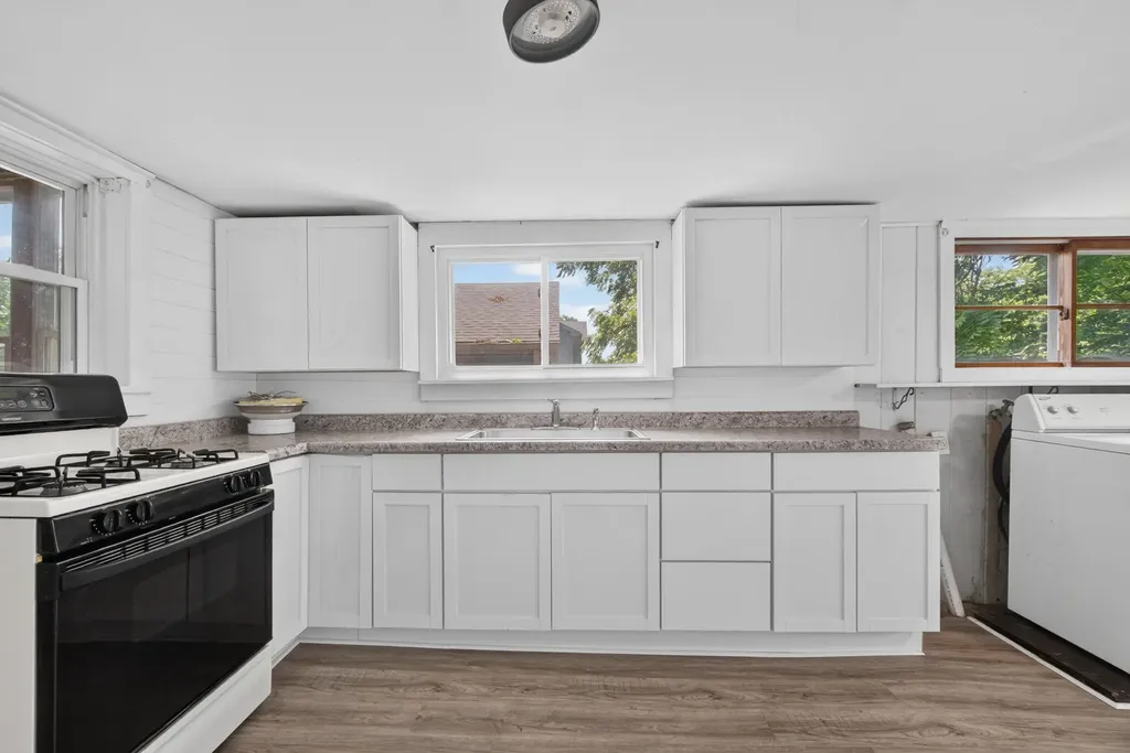 308 N State Street Jackson City MI 49201