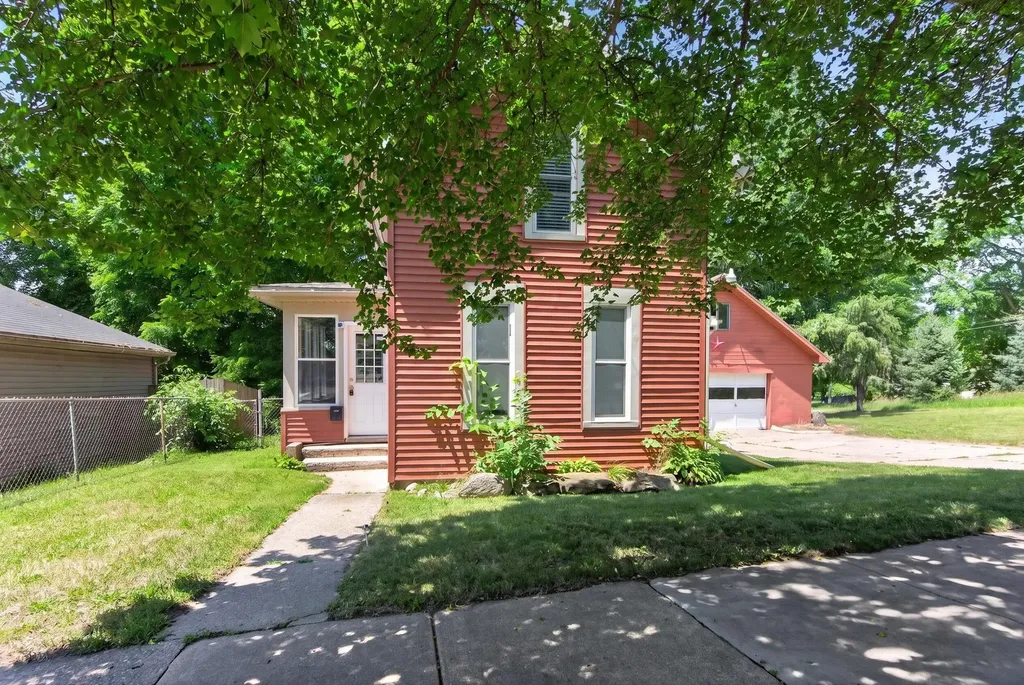 308 N State Street Jackson City MI 49201