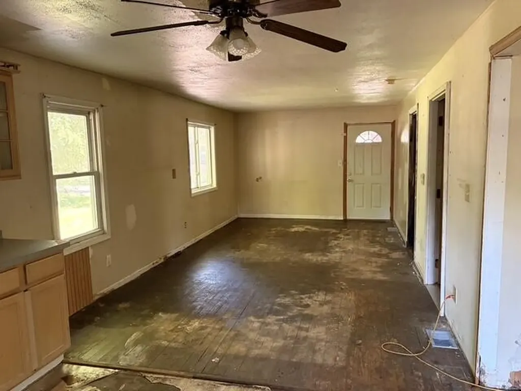 509 Cass Avenue Summit Township MI 49203