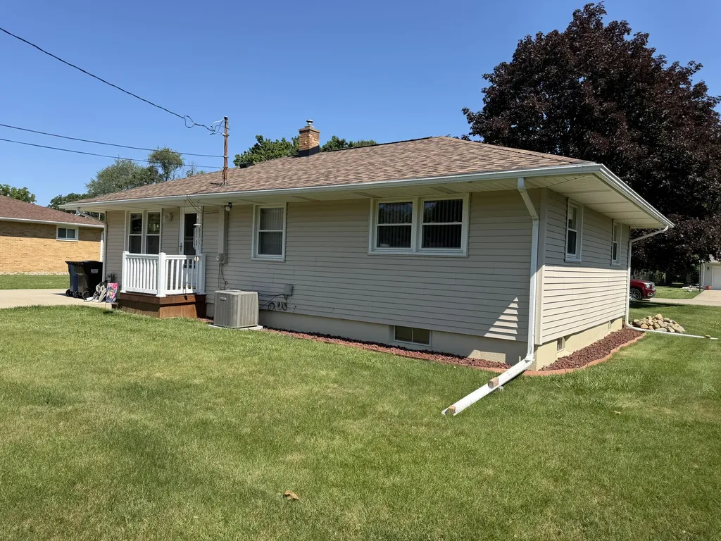 1511 Kensington Drive Summit Township MI 49203