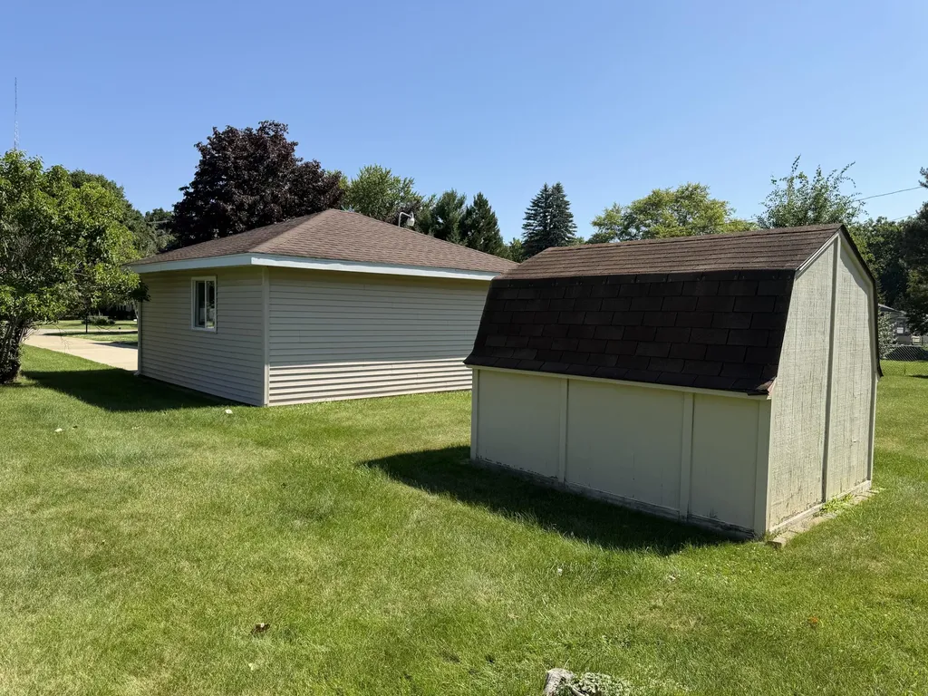 1511 Kensington Drive Summit Township MI 49203