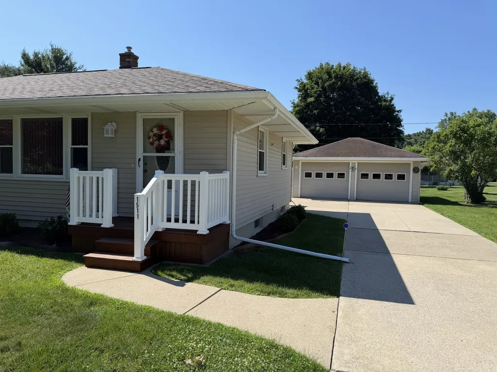 1511 Kensington Drive Summit Township MI 49203