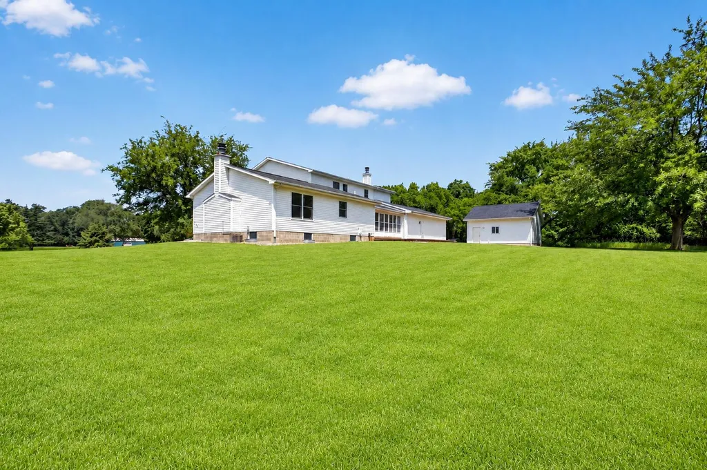 4001 Hoyer Road Napoleon Township MI 49201