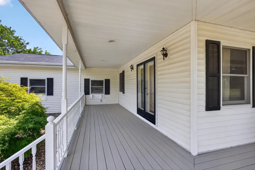 4001 Hoyer Road Napoleon Township MI 49201