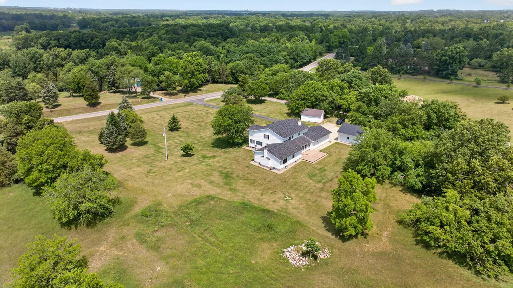 4001 Hoyer Road Napoleon Township MI 49201