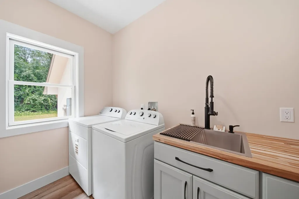 6655 Sears Road Spring Arbor Township MI 49246