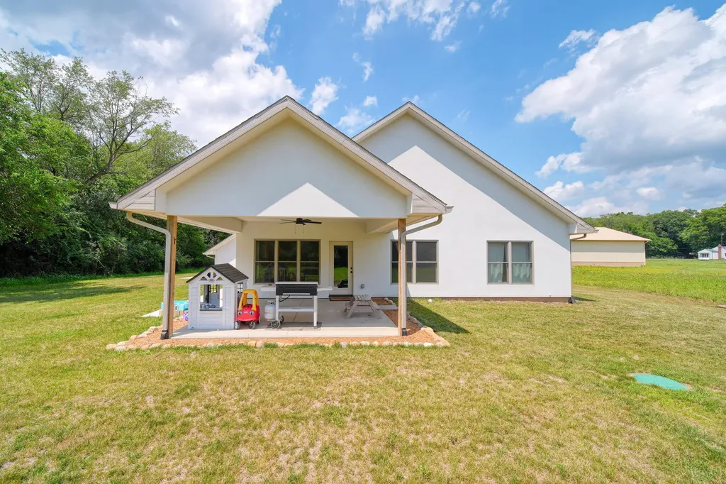 6655 Sears Road Spring Arbor Township MI 49246