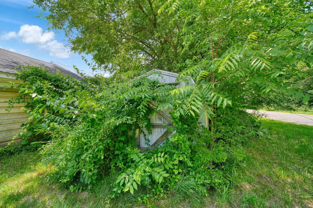 6655 Sears Road Spring Arbor Township MI 49246