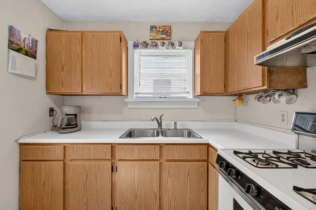 305 Watts Street Blackman Charter Township MI 49203