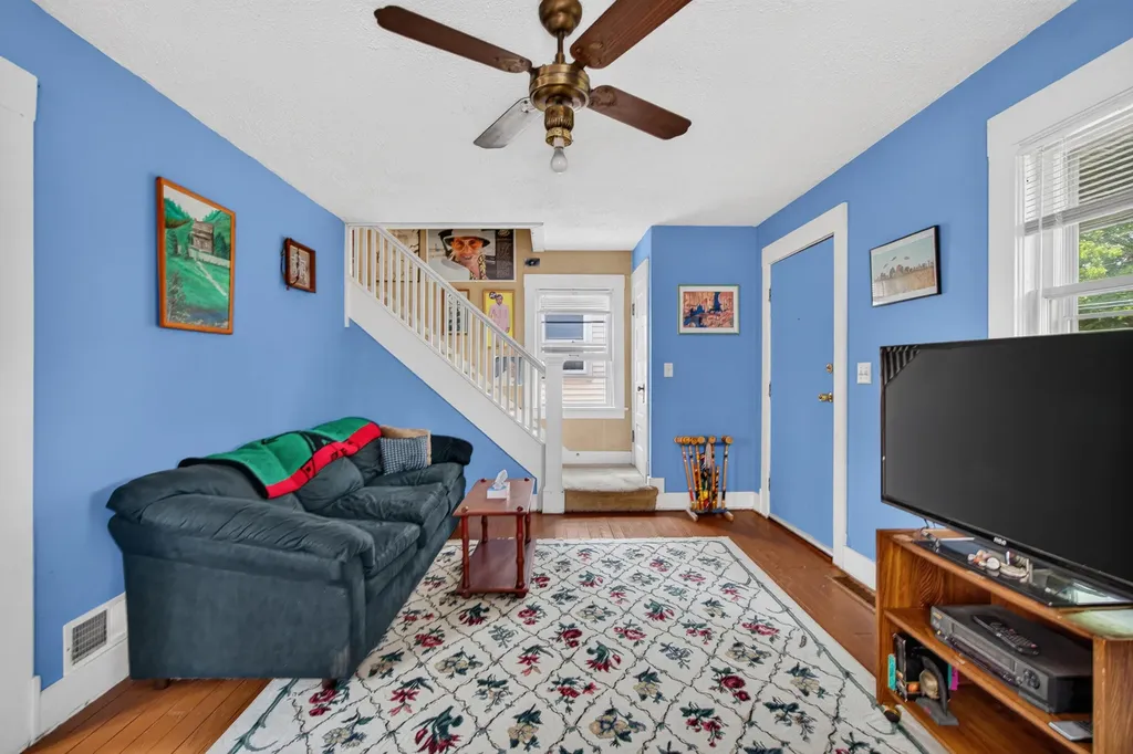 305 Watts Street Blackman Charter Township MI 49203