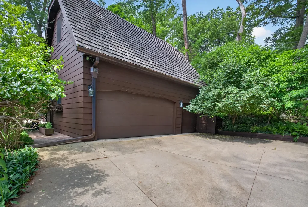 2052 Wildwood Lane Jackson City MI 49203