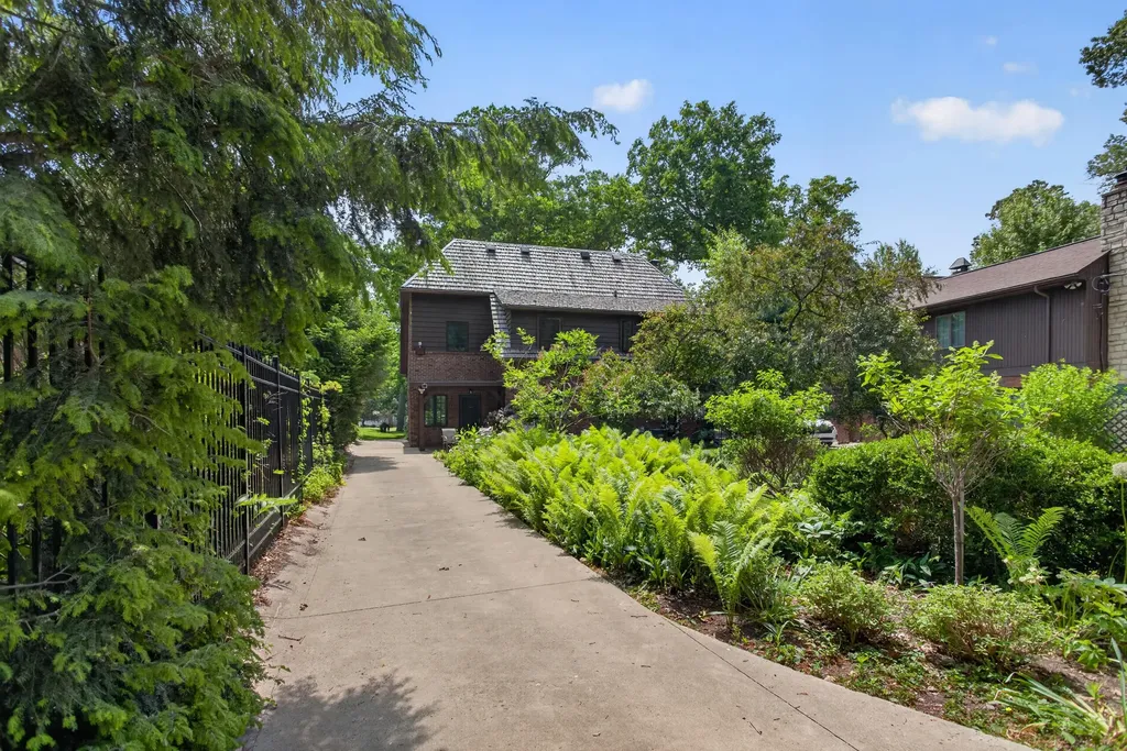 2052 Wildwood Lane Jackson City MI 49203