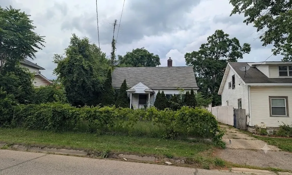 2506 Page Avenue Summit Township MI 49203