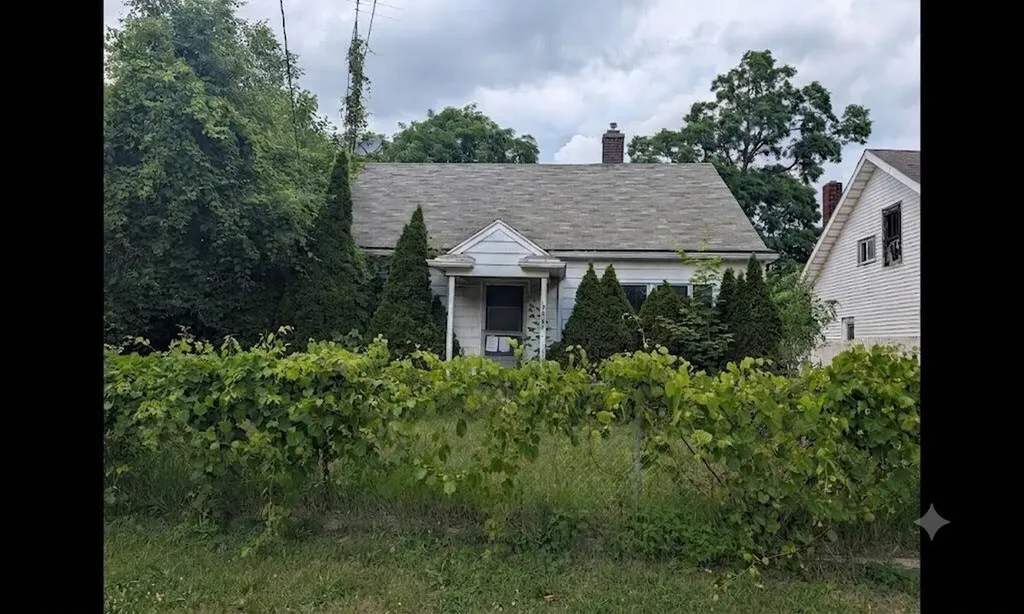 2506 Page Avenue Summit Township MI 49203